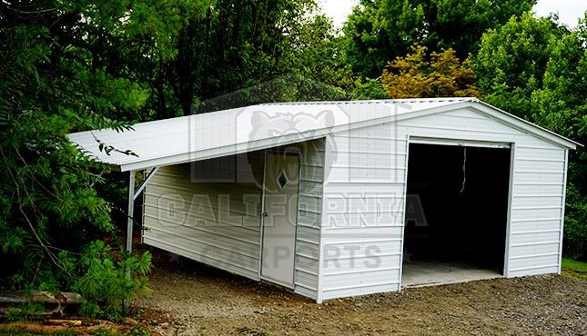 30x21 Garage with Lean-to