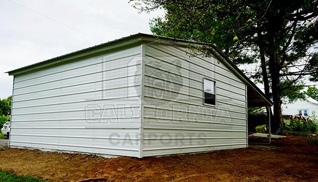30x21 Garage with Lean-to